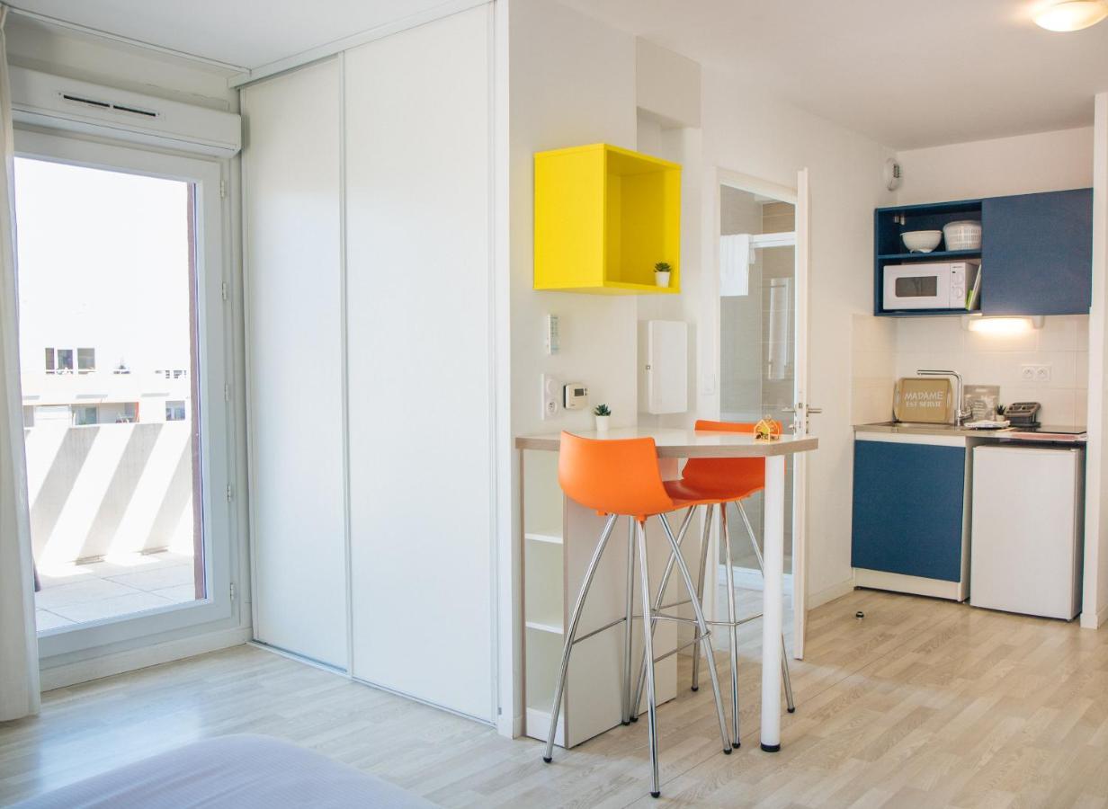 Twenty Business Flats Nimes Trigone Aparthotel ภายนอก รูปภาพ