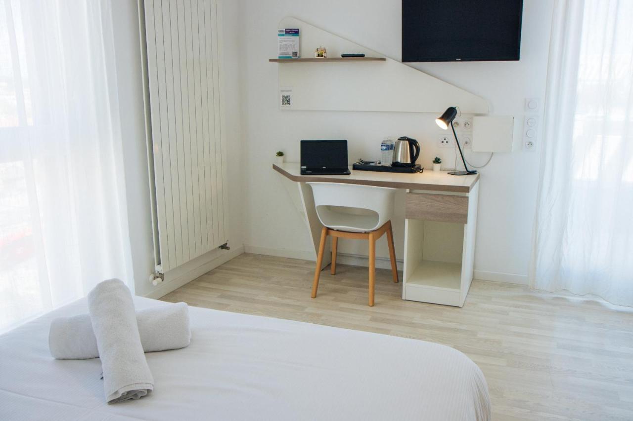 Twenty Business Flats Nimes Trigone Aparthotel ภายนอก รูปภาพ